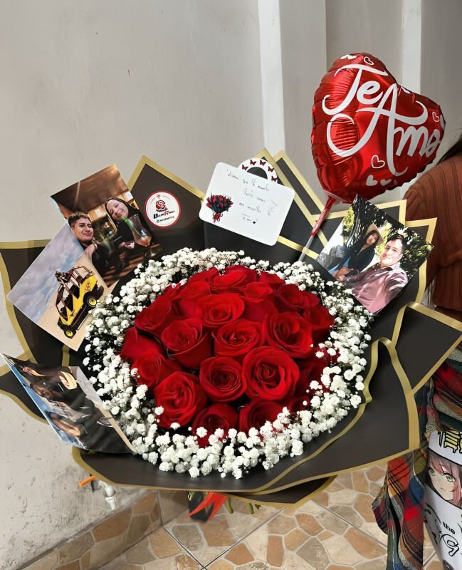 ramo de rosas con fotos